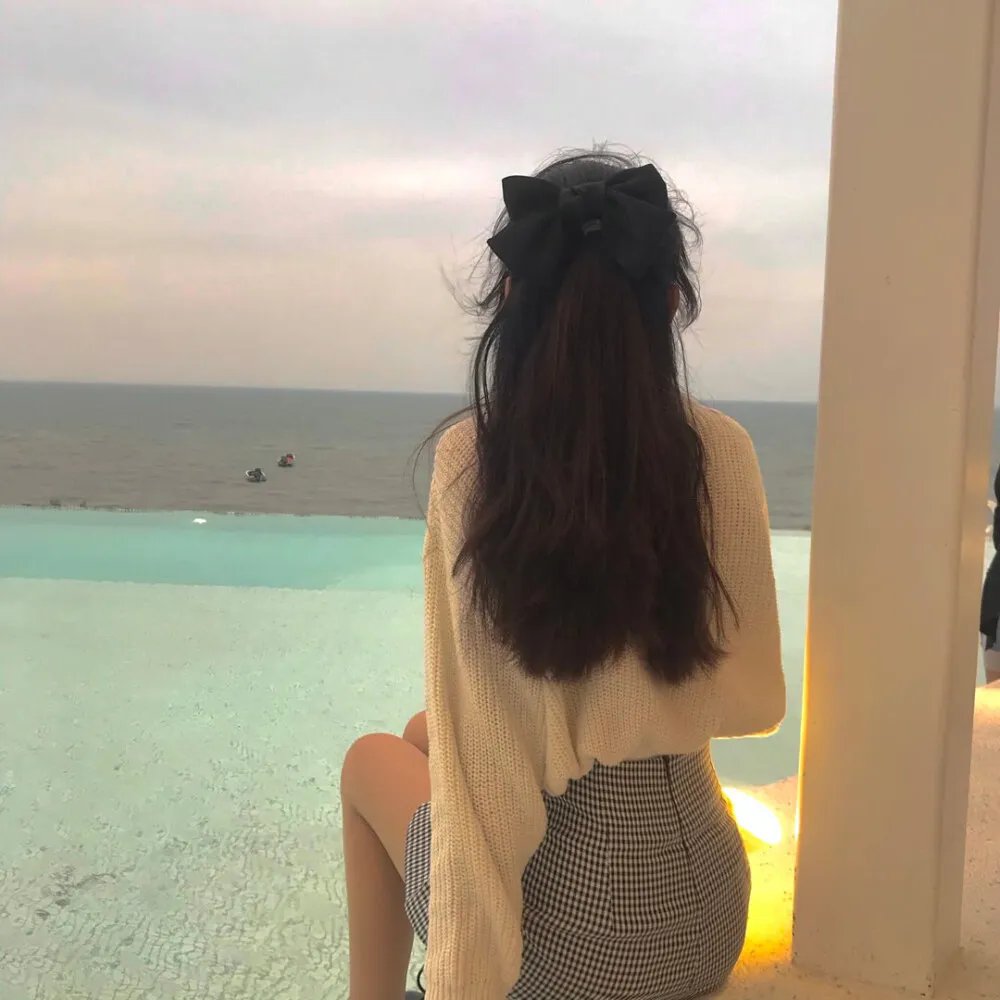 四个婚礼和一个葬礼